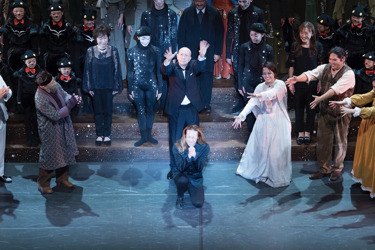 Voyage09170929's tweet image. ＼#ラ・ボエーム
🎊全公演 終幕🎊／

📷️大千穐楽
カーテンコールの #井上道義 と #森山開次 さん

写真📷️ 2/FaithCompany

東京→名取→京都→兵庫→熊本→金沢→川崎
7都市8公演を走りきったお二人👏

出演者・スタッフの皆様、
ブラボー！💐

#全国共同制作オペラ
#音楽生活写真展voyage