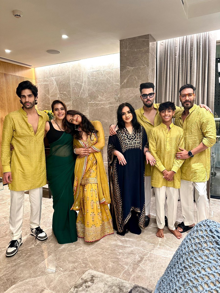 Happy Diwali 💛🎇💚