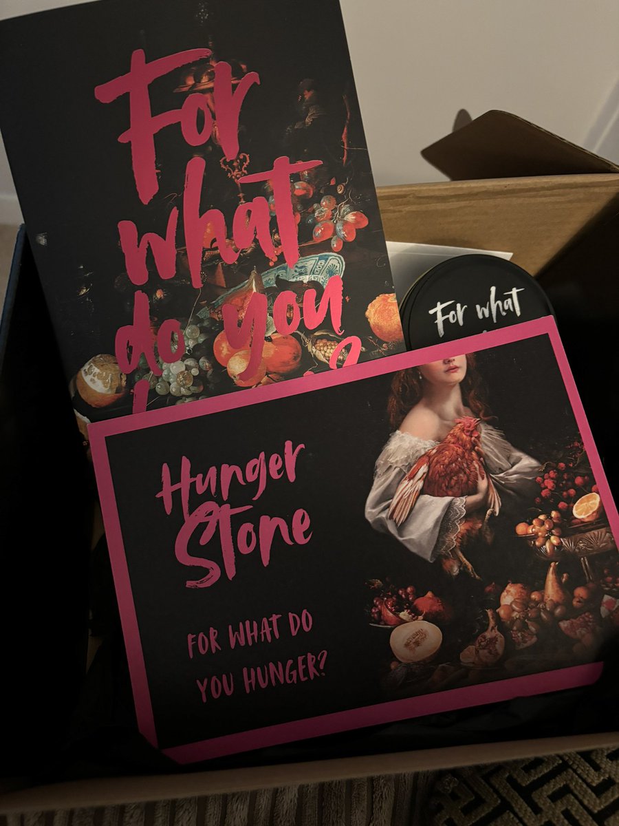 Omg I have just opened the ABSOLUTE BEST BOOK MAIL!! 

I may have (definitely did) scream when I saw it (after I was speechless for 5 minutes)

Thank you SO SO MUCH <a href="/bonnierbooks_uk/">Bonnier Books UK</a> for this copy of Hungerstone by <a href="/KatAliceDunn/">kat dunn 🕯️🕸️ (occasionally here)</a> (and the sweets 😍) 

I AM SO EXCITED!!
