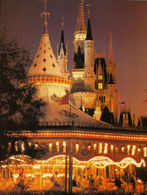 Spaceship Alex 🌐 (@alexandra__m) on Twitter photo 