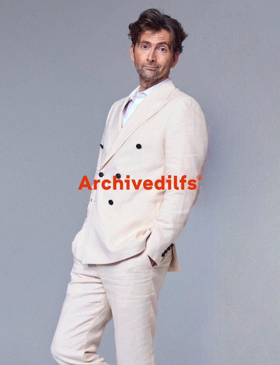 TOP DILFS OF THE YEAR

4 • David Tennant