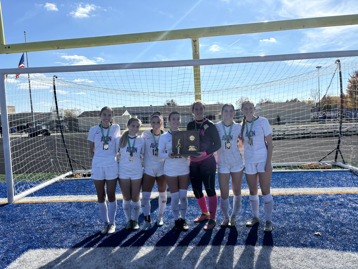 SoccerAvon's tweet photo. That WINNING feeling when you know you are heading to the FINAL FOUR and are REGIONAL CHAMPS, for the first time ever in school history!!! 
💪🏻🙌🏻 💜💛🦅⚽️

Avon 3 - St. Ursula 1

@avoneagles @AvonLocalSch @AvonEagleShop @Ohio_SWC https://t.co/kqA6EXR1OQ