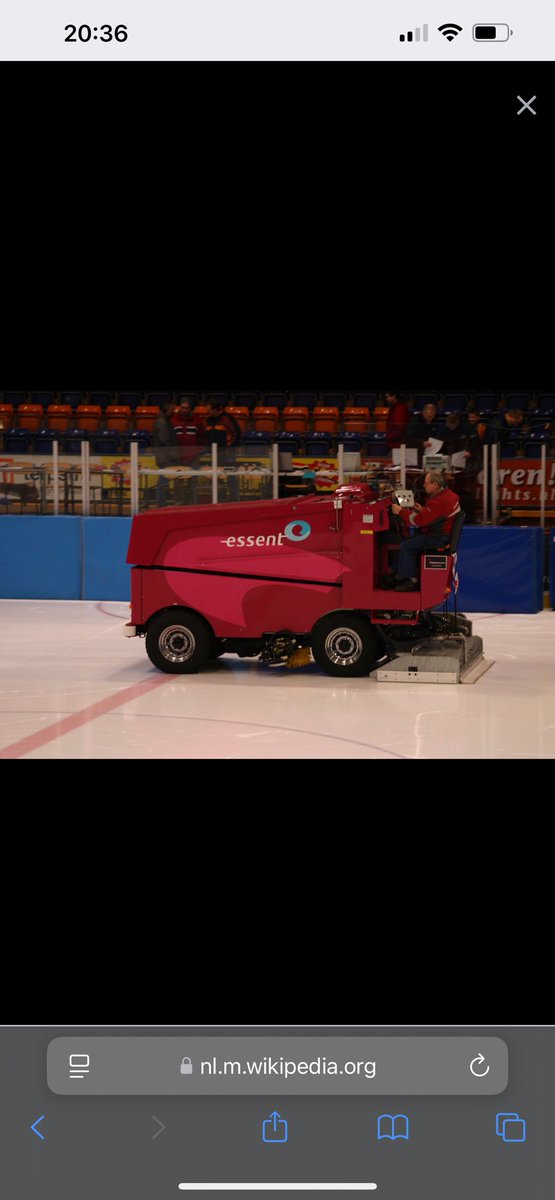 KoerselmanG's tweet photo. @BanterSteiner Where are the Zamboni mop machines when u need them https://t.co/g22xh8dvJL
