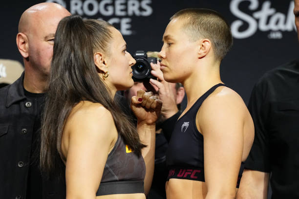 FightJunkieCom's tweet photo. Erin Blanchfield {-130} DEFEATS Rose Namajunas {+110} via 5 round #DECISION on #UFCEdmonton. Will go 5 rounds {-250} & Blanchfield wins by decision {+140} hits! #UFC #MMA #fightjunkie #MMATwitter #fightjunkiePodcast #UFCOdds #ErinBlanchfield #RoseNamajunas https://t.co/MbYhDzWjUh