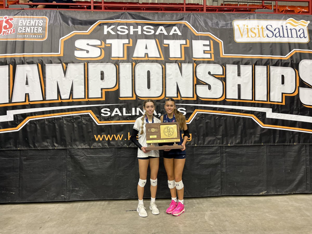 CONGRATS TO OUR PŌHAKU ATHLETES ON THEIR 6A STATE CHAMPIONSHIP!! 💚🖤🤙🏽