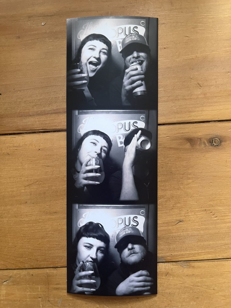 Viva Physical Media tweet media