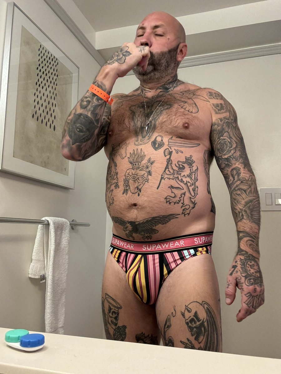 2big41hand's tweet image. Morning routine