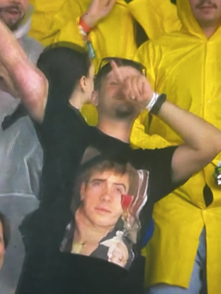 F1REAKS's tweet image. I’M CRYING THE FRANCO SHIRT