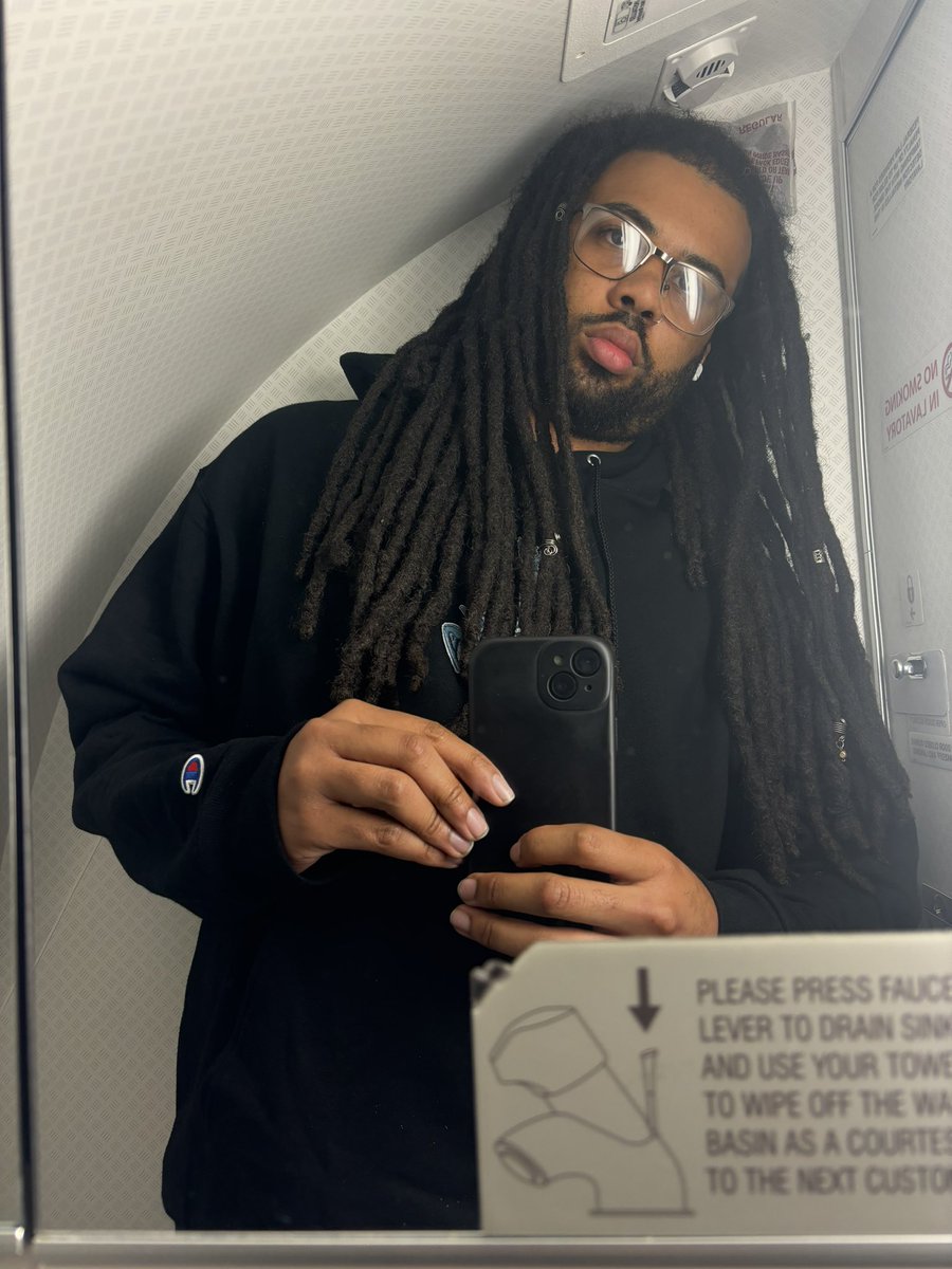 forlackofaterm's tweet image. Giggin w/ the homies @ Broadway next month, tix in bio 🫰🏽

📸: @Dunrath