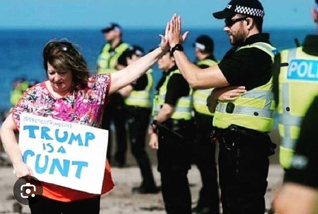 Heacam's tweet photo. @CoreyTaylorRock  I read @JaneyGodley's life story after seeing you followed her on Twitter&amp; discovered her remarkable humour despite the hard life she had. She kept Scotland going with her humour throughout Covid &amp; loved her courage at Donald Trump's visit to Scotland. RIP Janey https://t.co/TkWxtQlVA8
