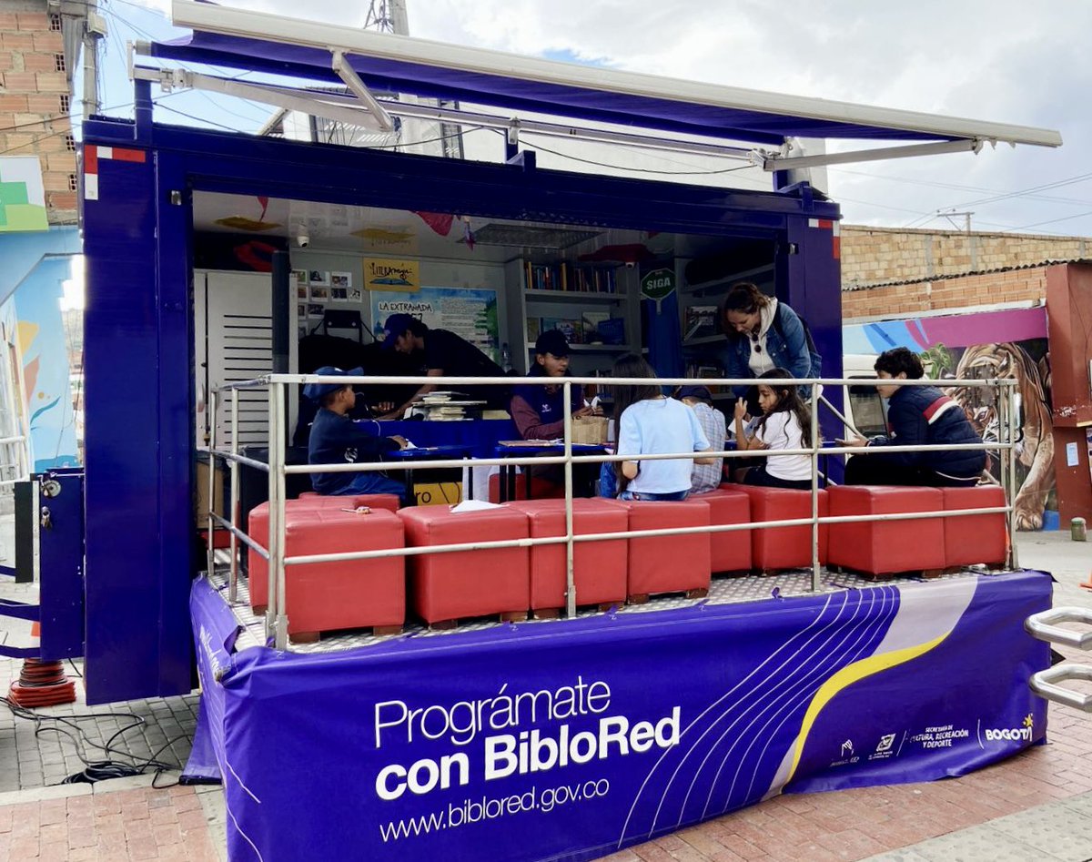 TransMilenio tweet media