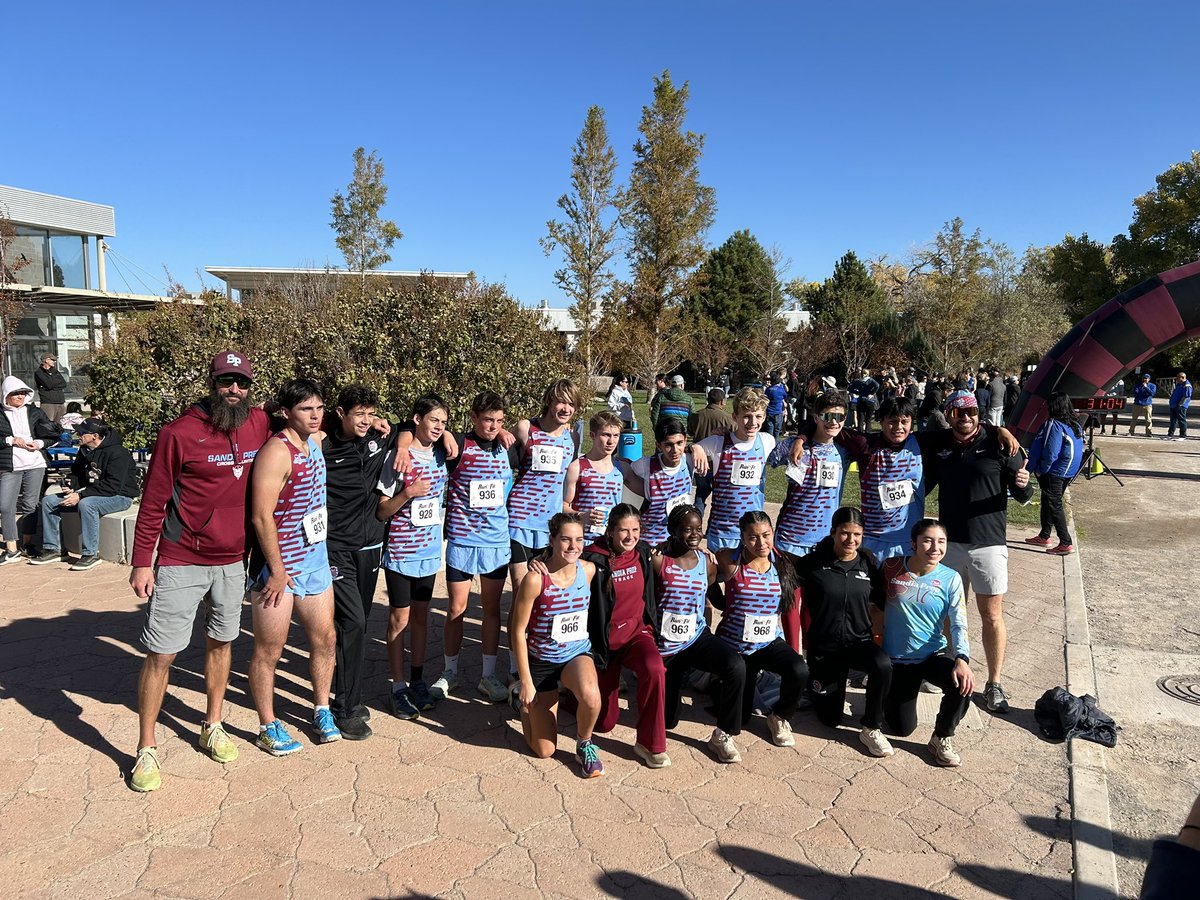 pptach's tweet photo. Last year E gave XC a whirl.  They rarely had enough boys to field a team.  This year E is team captain AND Prep fielded a team of 7 in every race.  Onward and Upward for this group!  #crosscountry #nofear https://t.co/2PBbbOQWiF