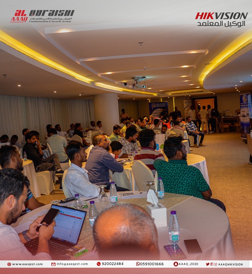 AAAQHikvision's tweet image. نقدم اليكم تنظيمنا لجلسة تدريبية رائعة على ميزات وإعدادات جميع منتجات هيكفيجن مع شريكنا البلاتيني شركة الامان الذهبي بمدينة بريدة بمنطقة القصيم #AAAQ #ipcamera #Hikvision #cctvcamera #cctvsurveillancea #alquraishi #هيكفيجن #انتركوم #كاميرات_المراقبة #القريشي_للانطمةالامنية