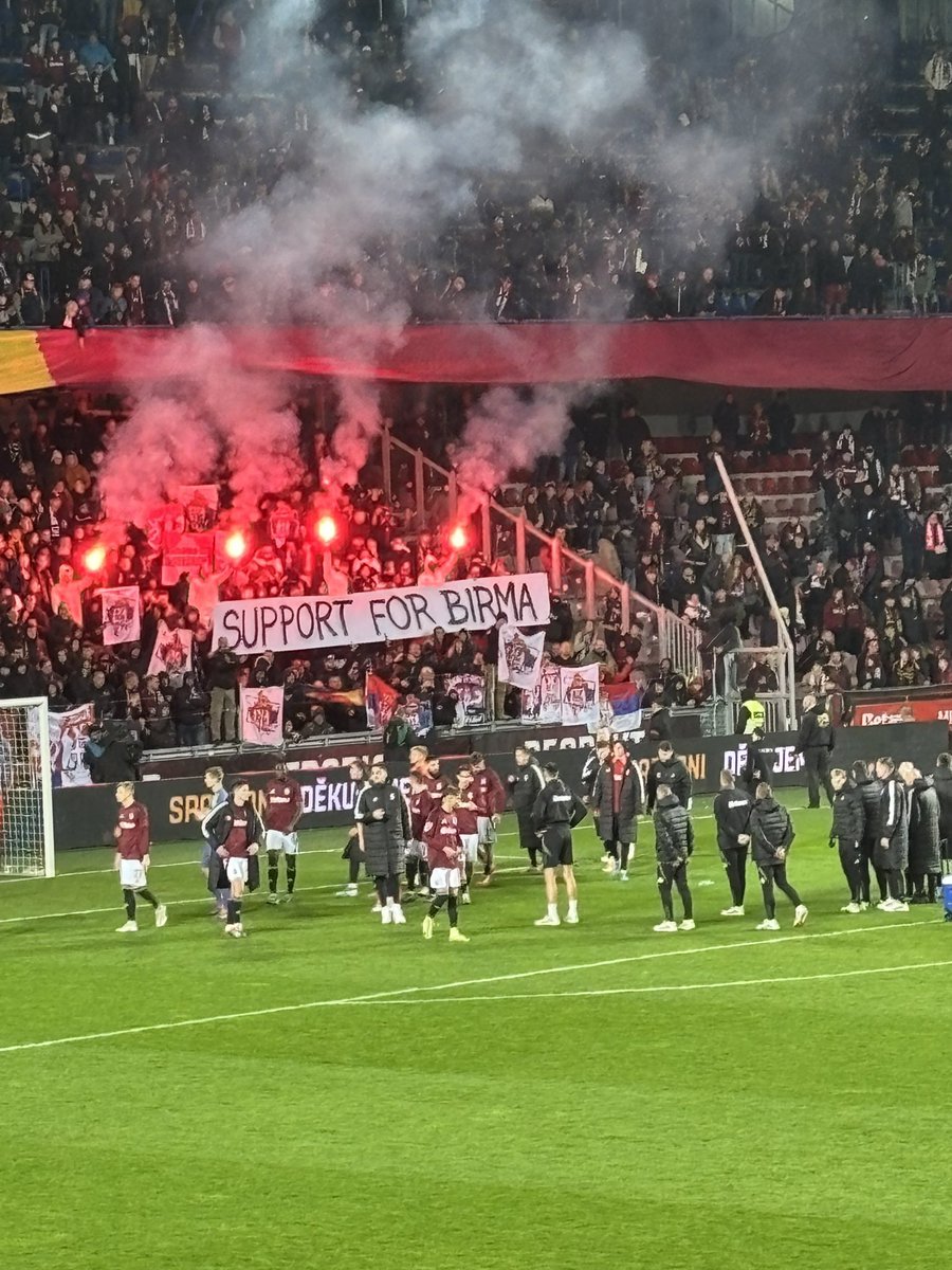 outofcontextspa's tweet image. 