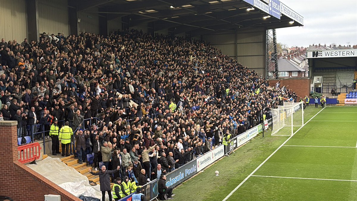Oldham Athletic at Tranmere Rovers today #OAFC #FACUP #EmiratesFACup
