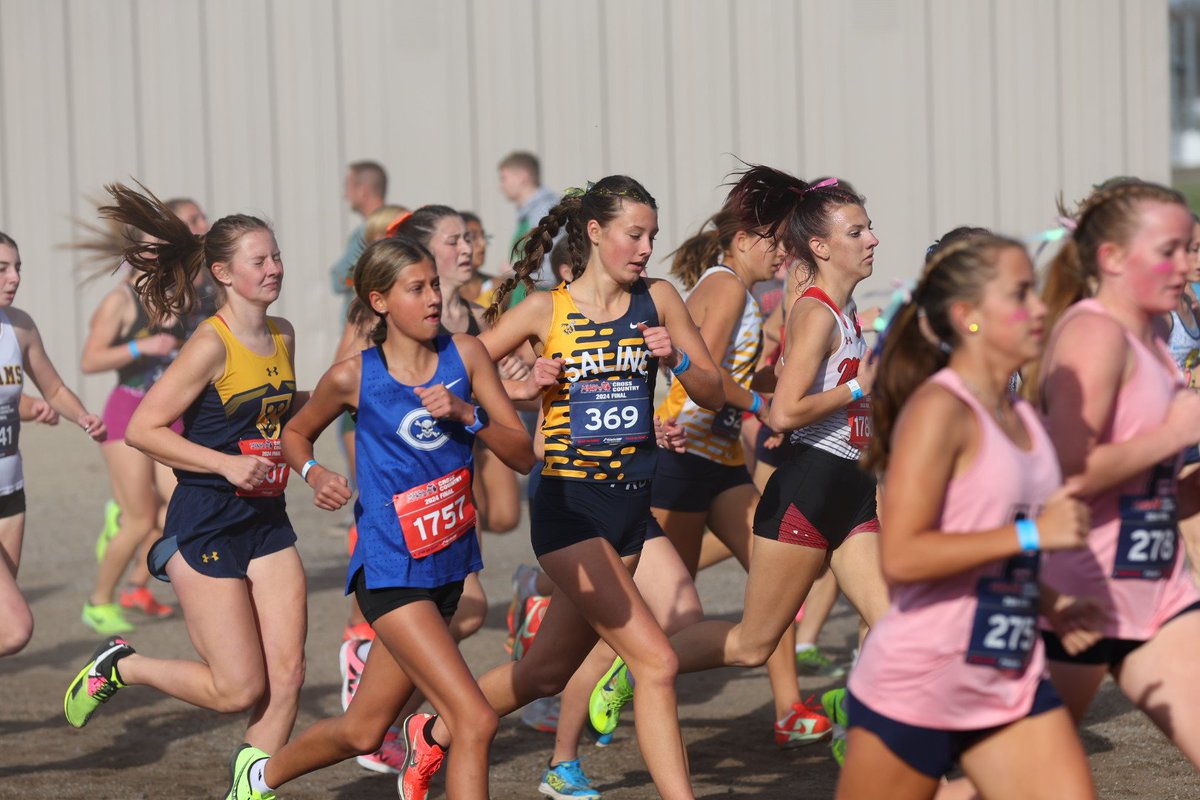 TheSalinePost's tweet photo. Saline girls XC - 2nd in the state! https://t.co/OJcgHVmObY
