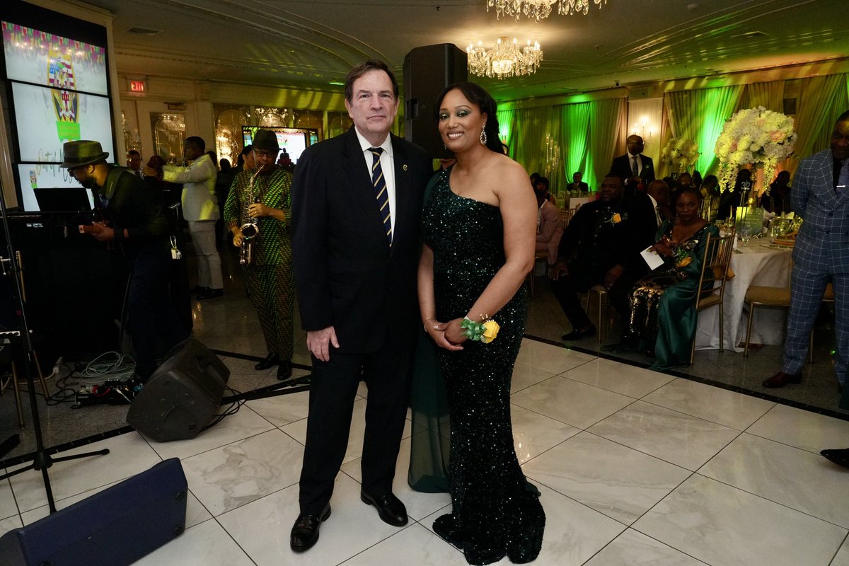 Last night, we celebrated <a href="/NYPDJAMLEO/">NYPD JAMLEO</a>'s tremendous work, which has lasting impacts both within the NYPD and across the Jamaican communities of New York City. I’m incredibly thankful for their dedication to our city. 

Congratulations to all of today’s award recipients, and thank