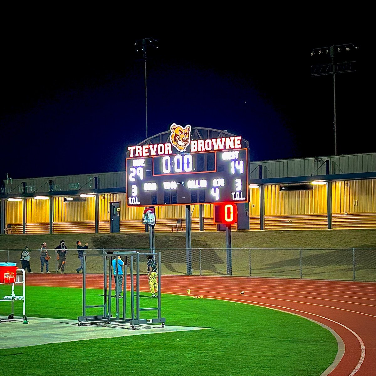 AZ Major Events Host Committee (@azmajorevents) on Twitter photo Congratulations to the <a href="/TGBHS_BRUINS/">Trevor G. Browne High School</a>, who lit up their new scoreboard last night!
The scoreboard was a legacy gift of the <a href="/AZSuperBowl/">AZSuperBowl</a> host committee, highlighting the continued investment into the local community made possible by our partners for #SB57. Congratulations to the <a href="/TGBHS_BRUINS/">Trevor G. Browne High School</a>, who lit up their new scoreboard last night!
The scoreboard was a legacy gift of the <a href="/AZSuperBowl/">AZSuperBowl</a> host committee, highlighting the continued investment into the local community made possible by our partners for #SB57.