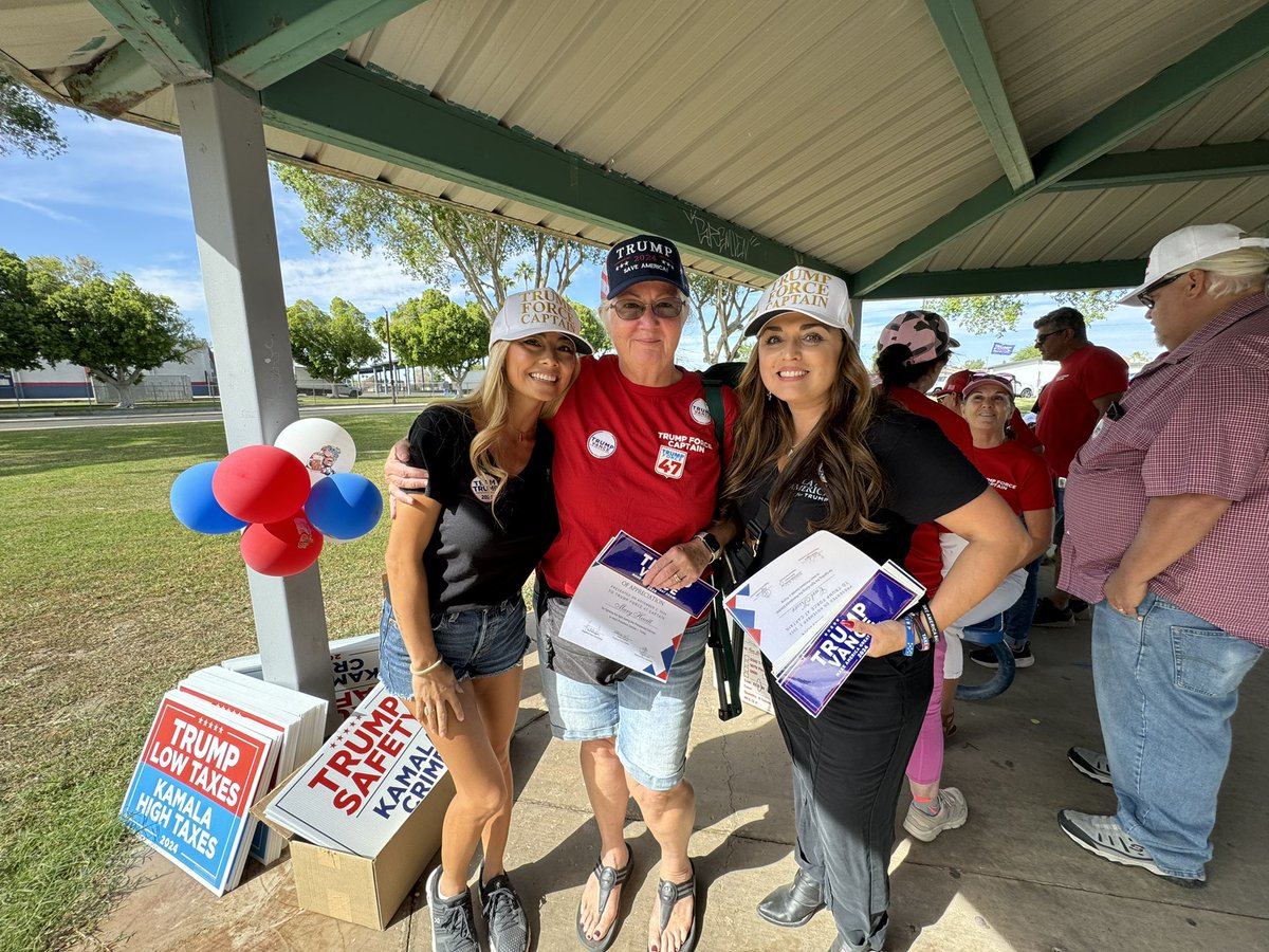 CampaMaIsela's tweet photo. #Takin Over Yuma for our last weekend of action for https://t.co/WvsEThJbJH  Thanking all of our Captains and Volunteers♥️🙏🏻 https://t.co/UGvcwWpMfw