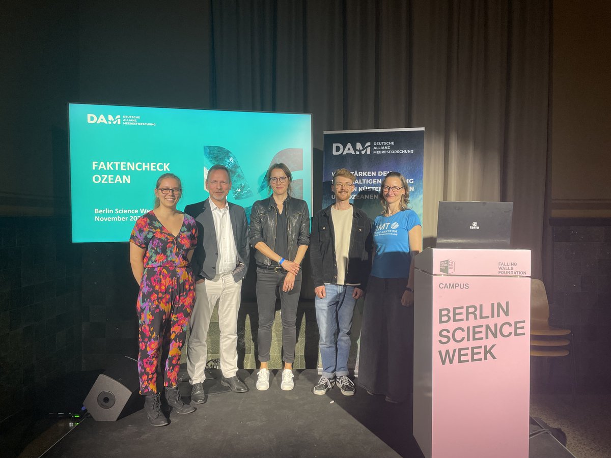 Deutsche Allianz Meeresforschung (@allianz_meer) on Twitter photo 🌊Gebündelte #Wissenschaft gegen gängige Mythen rund ums Thema #Meer!
Gestern luden vier DAM-Wissensschaffende im Rahmen der <a href="/BerlinSciWeek/">Berlin Science Week</a> dazu ein, #Mythen zu hinterfragen und die Bandbreite der #Meeresforschung zu entdecken.❤️-lichen Dank an alle Vortragenden und Zuhörenden! 🌊Gebündelte #Wissenschaft gegen gängige Mythen rund ums Thema #Meer!
Gestern luden vier DAM-Wissensschaffende im Rahmen der <a href="/BerlinSciWeek/">Berlin Science Week</a> dazu ein, #Mythen zu hinterfragen und die Bandbreite der #Meeresforschung zu entdecken.❤️-lichen Dank an alle Vortragenden und Zuhörenden!
