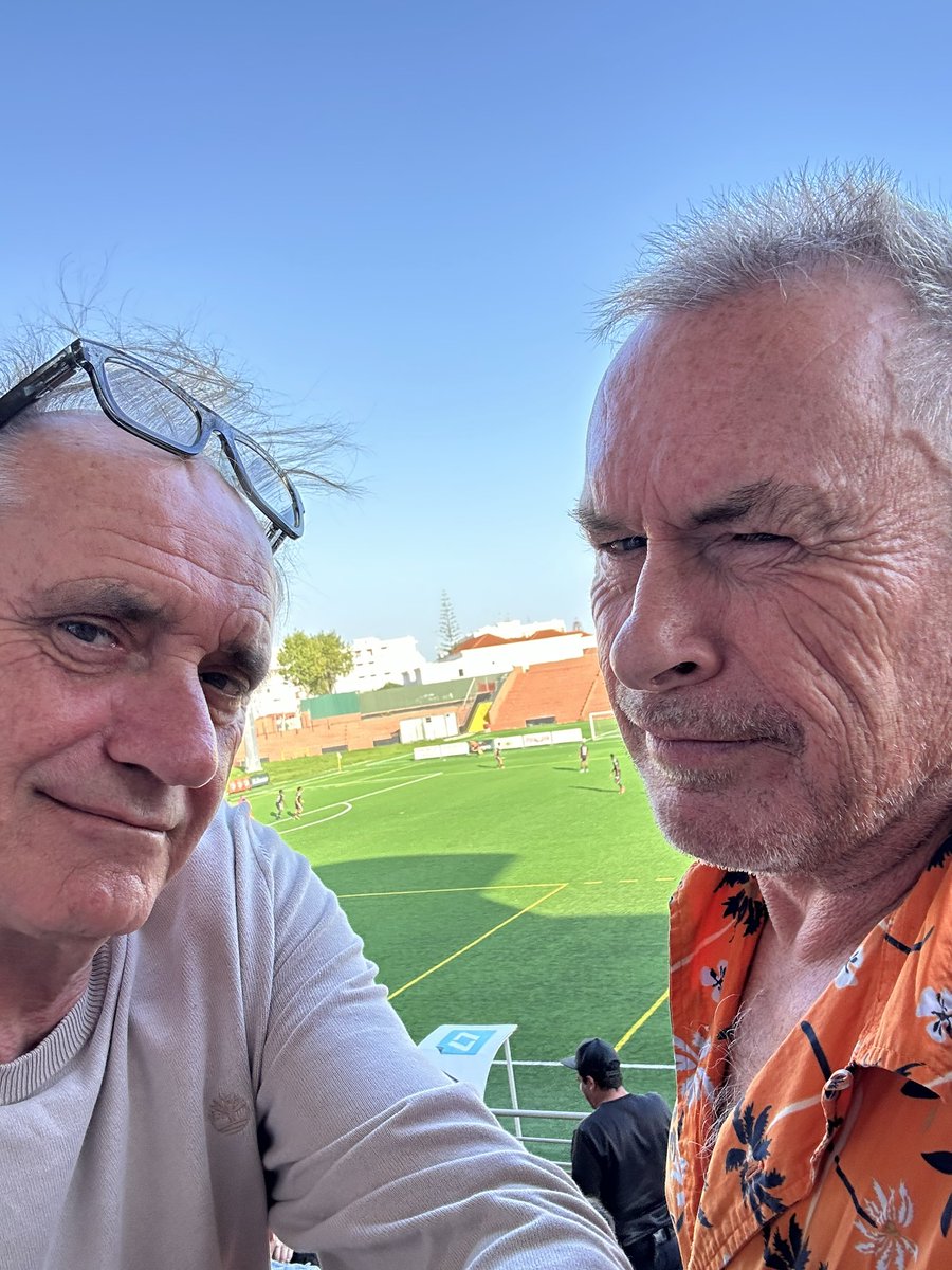 DevliegerErik's tweet photo. Uit tegen Olhanense, de club van @DonArturito #SilvesFC https://t.co/qDwhr8GYQh
