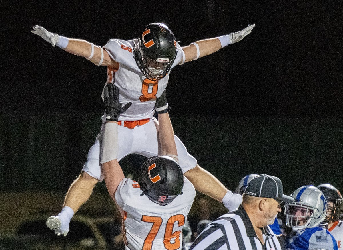 TommyCassell_'s tweet photo. Like the Energizer bunny, Uxbridge's Camden LaChapelle kept going and going on Friday – to the tune of 5 TDs in a win over Auburn.

“Maybe the Energizer bunny that packs a lot more punch.”

The Spartans extending their winning streak to 22 straight games: https://t.co/bRRoX2BGYf https://t.co/5Myxz9FiUq