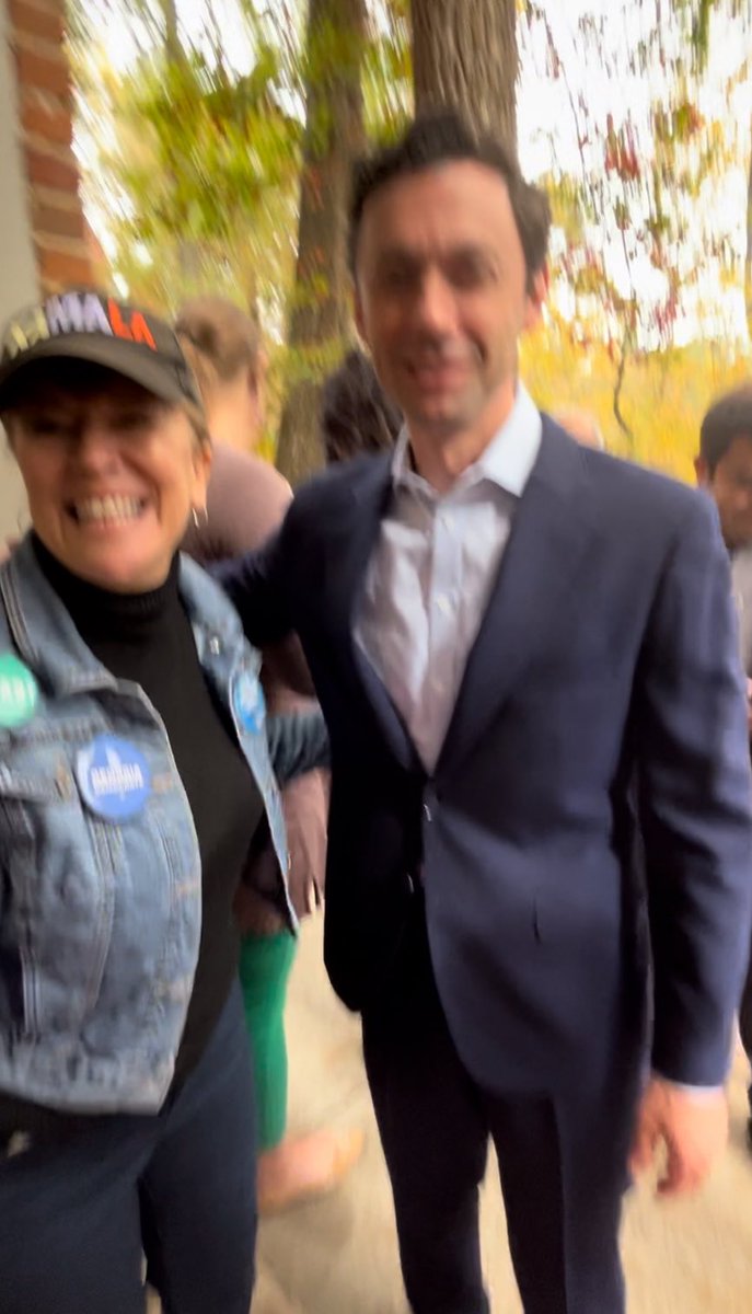 HD4safety_USAF's tweet photo. @QondiNtini 😍🤣😍 Ofcourse I was cheesing way too much — and told him I’d be posting this and donating 😍😍😍😍😍 #SenatorMyBoo 💙 Good work fundraising @QondiNtini !!! 
Off to canvass now 🙌🗳️👟👟👟👟👟💙💙💙 #HarrisWalz2004 #GA #FultonCo https://t.co/uHRUIKlyFx
