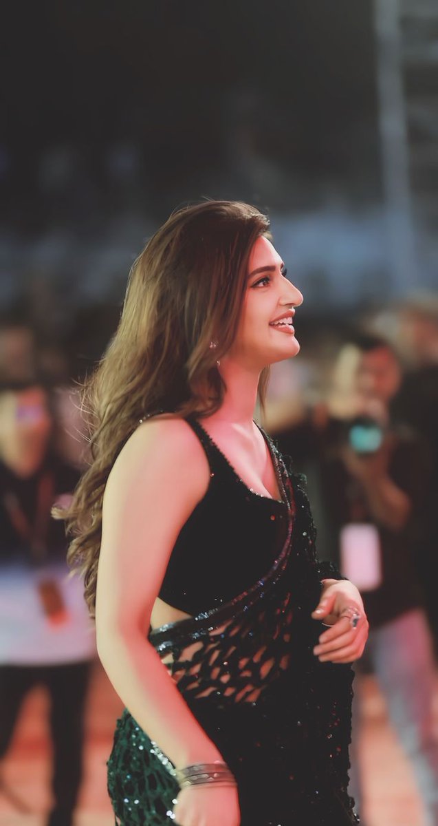 Fatima_real2's tweet photo. No fan of #Sreeleela will pass without liking this post!❤️
#SRK59 | #AnmolBishnoi
#earthquake | #askinsiders
#BanKambala | #INDvNZ
#केदारनाथ_धाम_में_नुशरत
#akashdeep #trading
#AishwaryaRai 💖
#AishwaryaRaiBachchan
#NushrattinKedarnath 🙏
#Encounter #Pushpa2ThaRule 🔫🔫 https://t.co/0N94jTKpkh