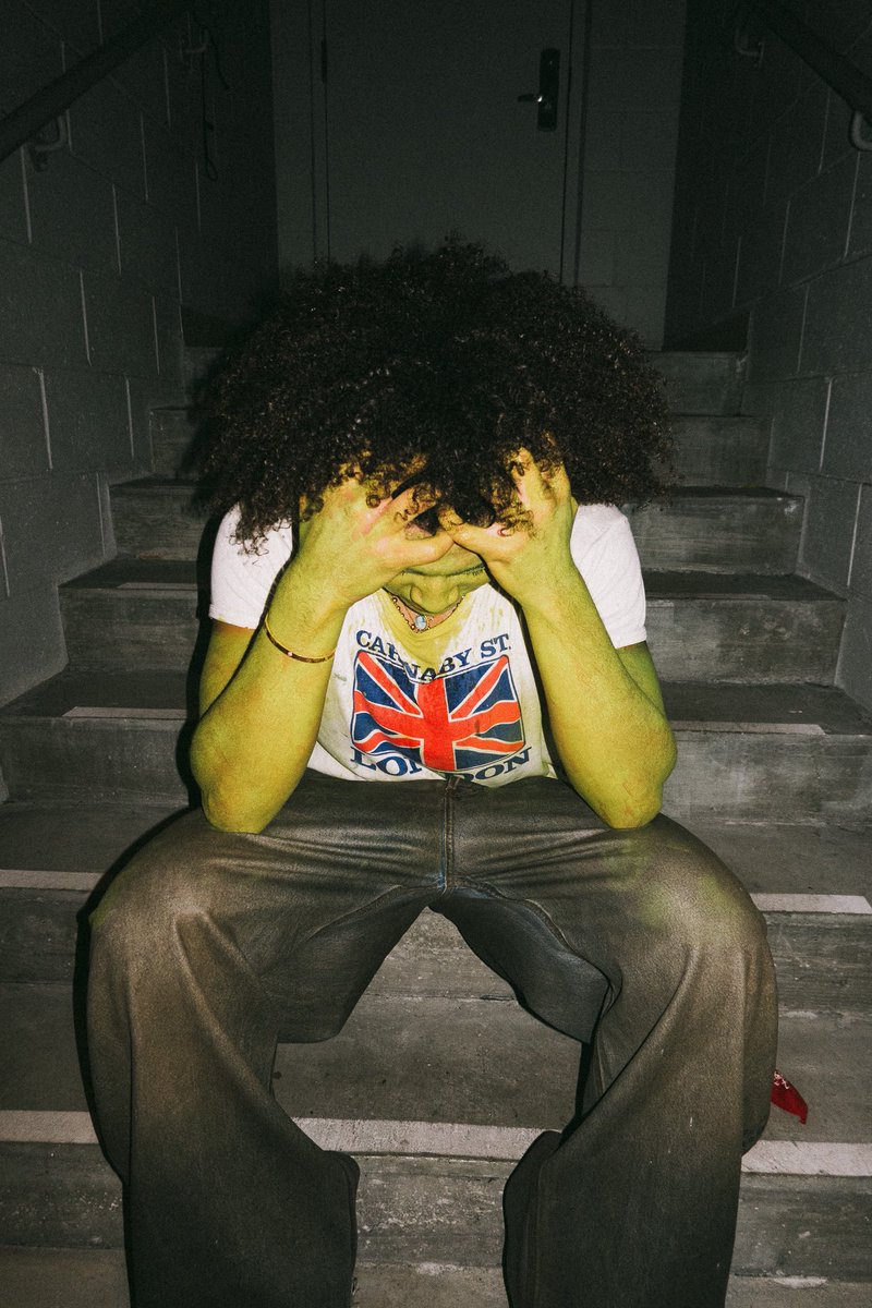 24kGoldn's tweet photo. Ain’t been feeling like myself lately https://t.co/zYanUlqP5Q