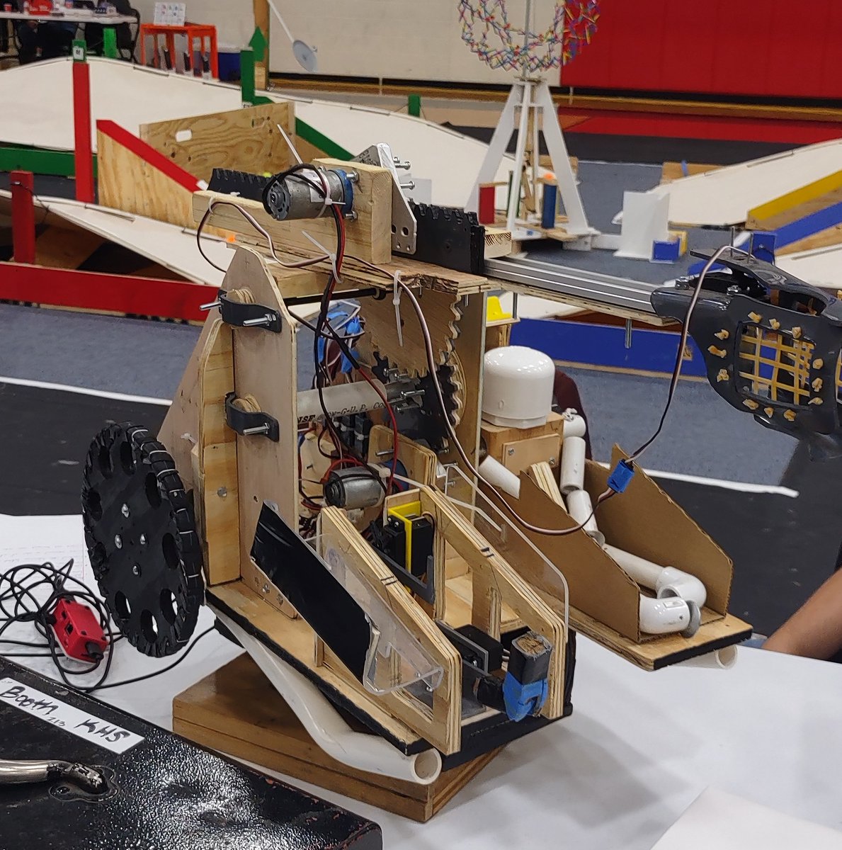 KHSBestRobotics's tweet image. Practice Day for @D_BESTRobotics @melissaisd @BESTTexRobotics @BESTRobotics #btrlowg #BestRobotics2024