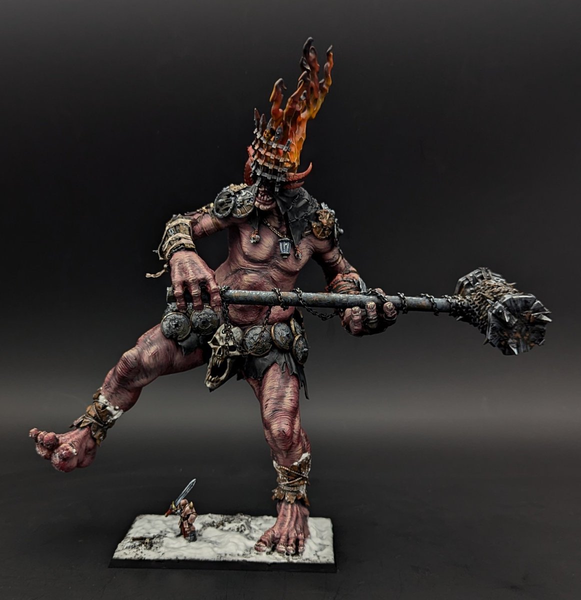 EthanesSTT's tweet image. My last work.

A mega-gargant from aos I will used as a Bonegrinder giant in my chaos army and his warrior familiar little friend.

#sonsofbehemat
#aos #theoldworld #warhammer 
#chaos #giant
#bonegrinder #megagargan
@warhammer