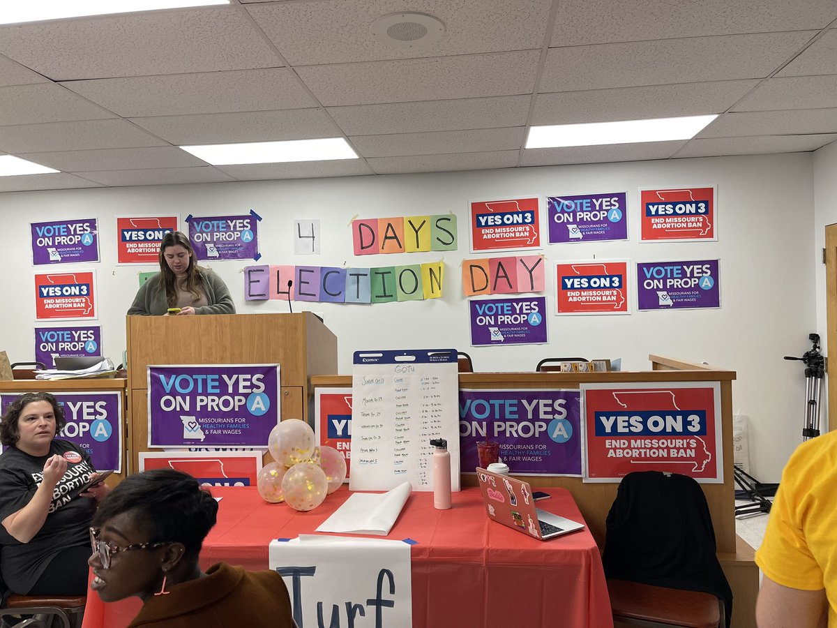 moon_ferret's tweet photo. Welcome to Saturday and the canvass for #yeson3 and #yesonpropA We are ready to go. We can do this! https://t.co/4cBxK3QvZH