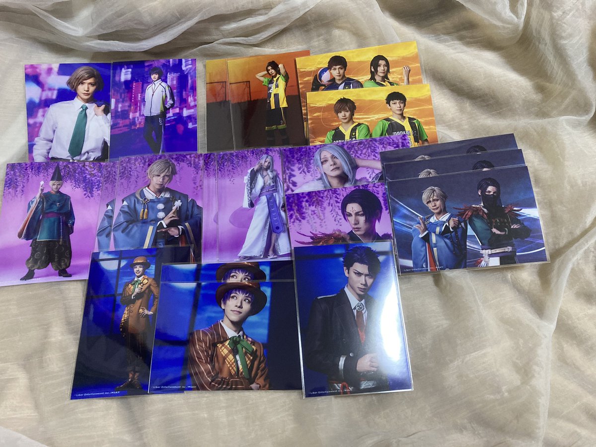 nai010905's tweet photo. 【交換･譲渡】A3! エーステ Four Seasons LIVE フォーライ ランダムアクスタ ブロマイド チェキ

譲▶︎画像1~3

求▶︎画像4
千景>定価

3日手渡し>郵送(交換のみ) https://t.co/yOvSos4Pnp