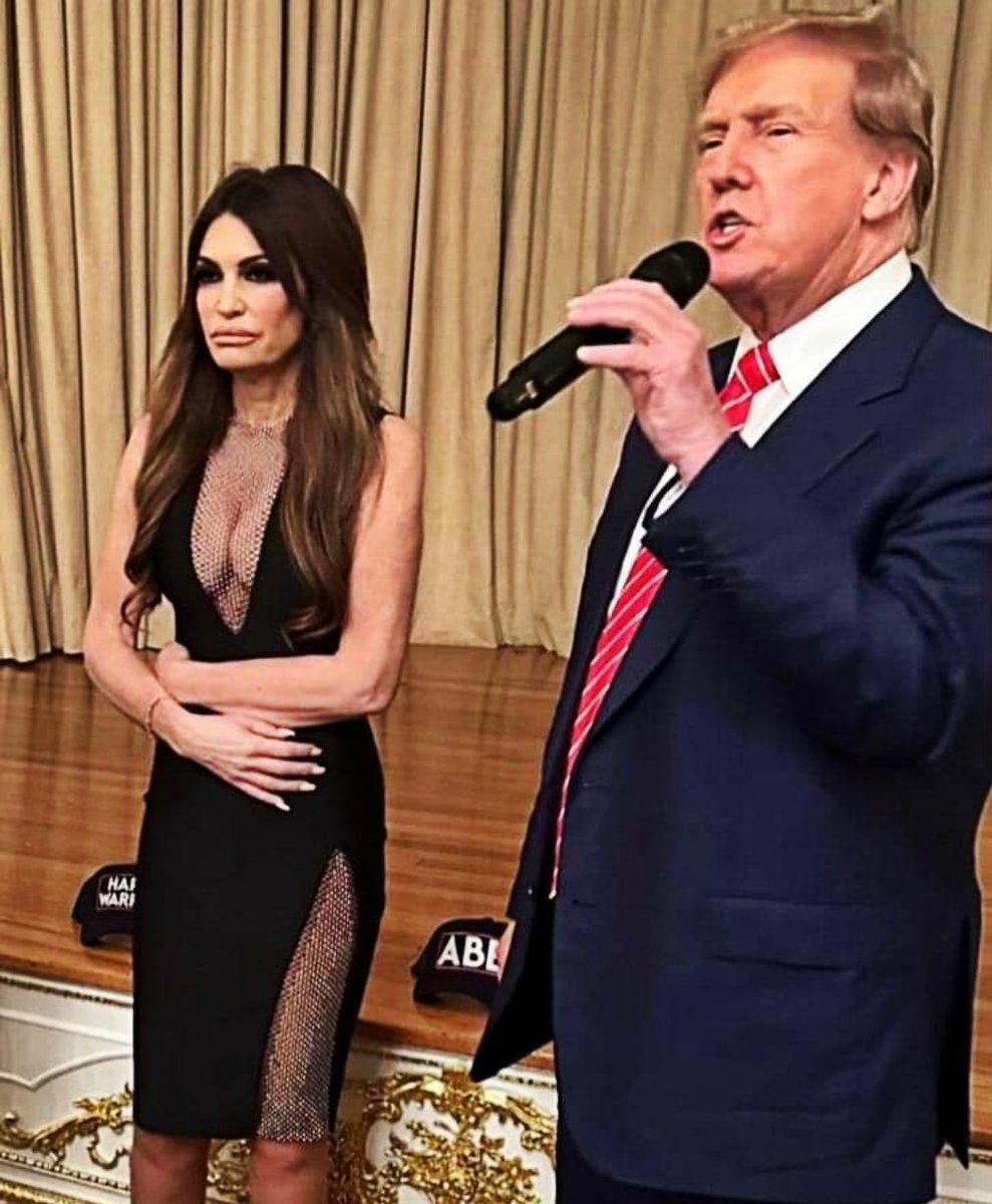 Amy Lynn🐇💀 tweet media