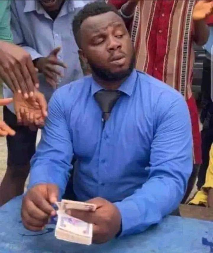 Ameenumagama1's tweet photo. @PoliceNG You na get mind oo https://t.co/V5ht59y9Cq