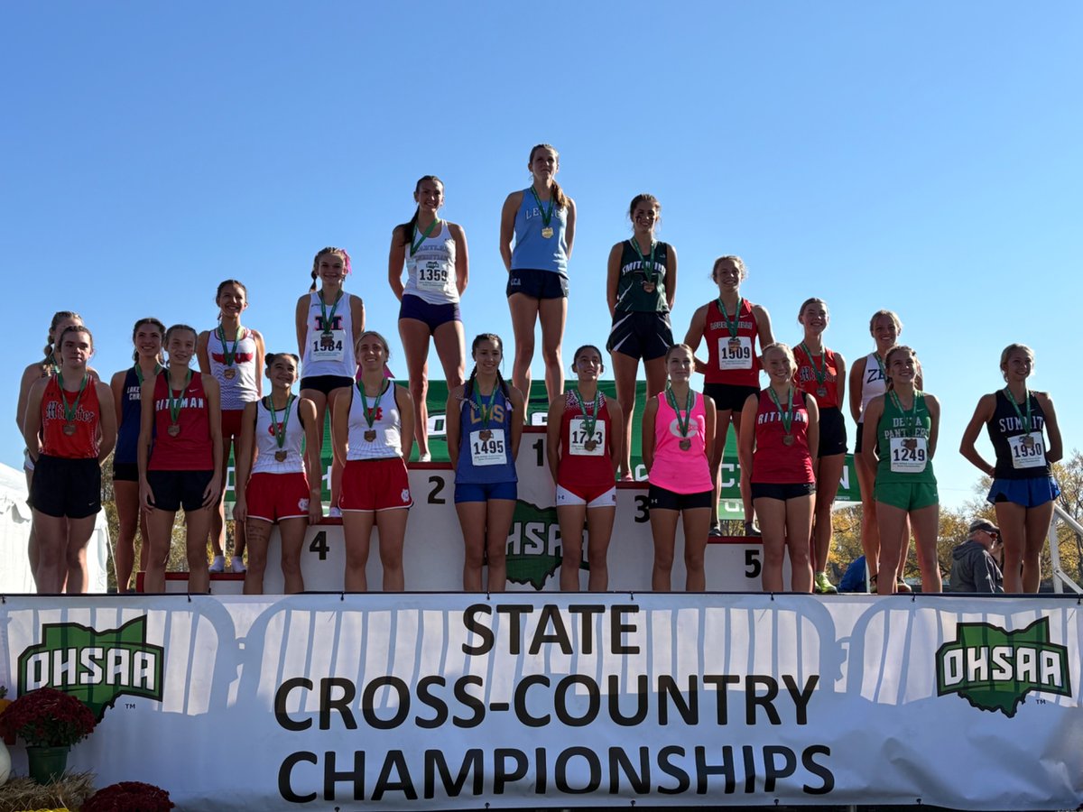 OHSAASports's tweet photo. 🏃‍♀️ OHSAA CROSS COUNTRY: Caroline Hamilton of Xenia Legacy Christian Academy takes first place of the Girls Division III race with a new course record time of 17:43.25.

Congratulations to all runners! https://t.co/8zrKvZ2EGB