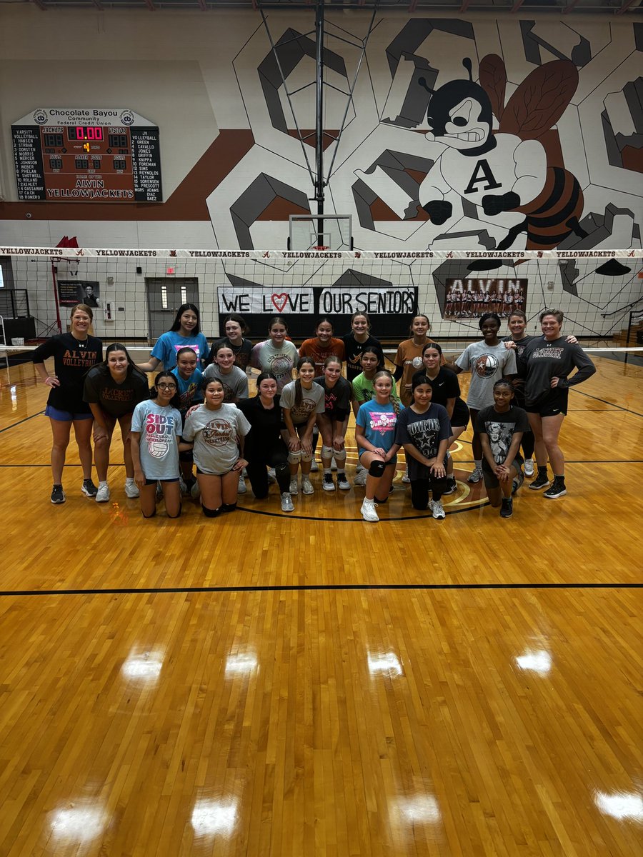AlvinJacketVB's tweet photo. So happy we were able to host some of our feeder school volleyball players in our alvin jr high clinic! #futurejackets
Good luck in your last week of district and upcoming district tournament!! https://t.co/AdrBWAAca5