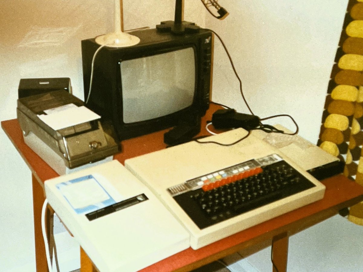 daveactv's tweet image. Memory Images: Home computing - Mid 1980&apos;s style! #Acorn #HomeComputing #memory #computing #BBCModelB