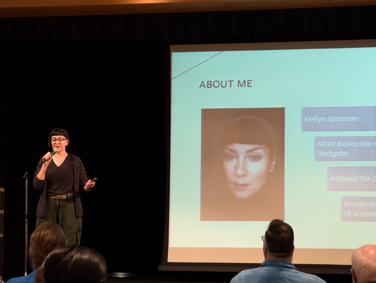 muuh87's tweet photo. @DBAKevlar just starten #sqlsatoregon https://t.co/ReiSnY0NOp