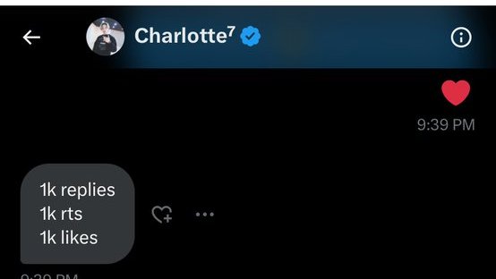 thvishie's tweet photo. Hello Besties😭😭

I just got an RT deal from  @JM__Sparkle for the first time 🥹💜

I have to get 
📍  1k replies
📍  1k rts 
📍  1k likes 
within 7 days 💜 

JIN IS COMING
HAPPY IS COMING 
BTS IS 7
BTS PAVED THE WAY https://t.co/YdoFxtY6Dp
