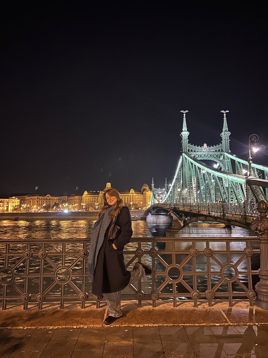 nelaskovyimai's tweet photo. А оце я нарешті повернулась в найулюбленіше місто в світі і балдю кожен раз як в перший❤️‍🩹 https://t.co/2eiD9J8jEY