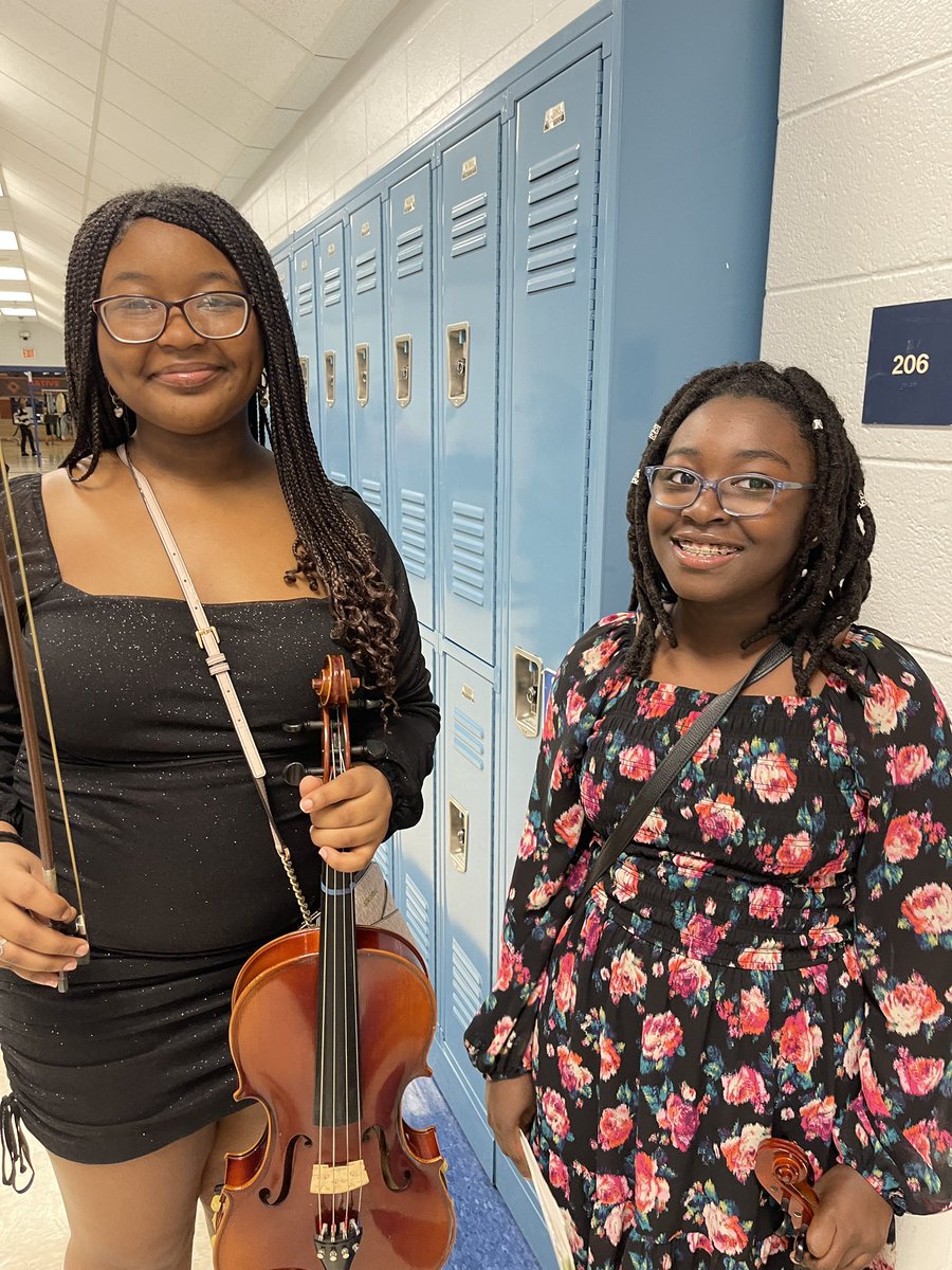 Denise Huewitt tweet media