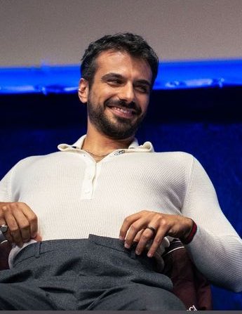 voiddvalee's tweet photo. GIANMARCO SAURINO PATRIMONIO DELL’UNESCO https://t.co/NgImFLwF7h