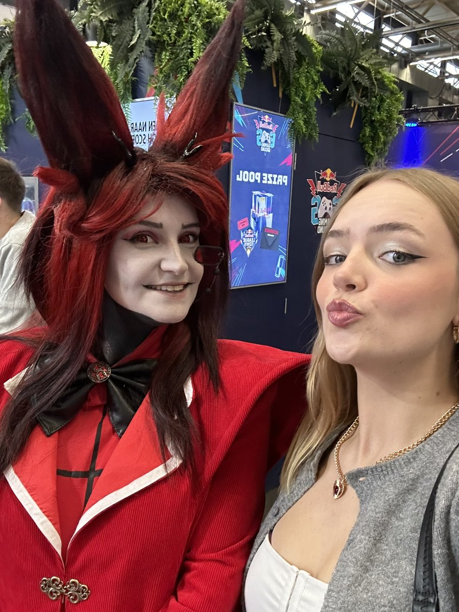 Such amazing cosplay as always 😍