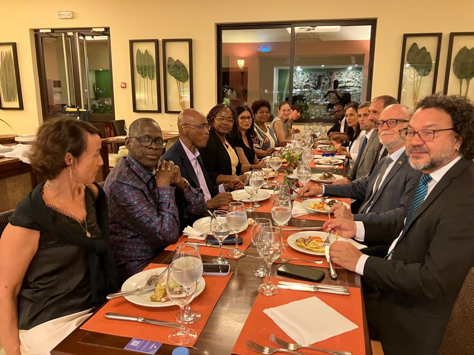 📢This week, the <a href="/gavi/">Gavi, the Vaccine Alliance</a> mission in São Tomé and Príncipe, with ISTCA, <a href="/UNICEF/">UNICEF</a>, <a href="/WorldBank/">WorldBank</a> , highlighted the government’s strong commitment to sustainable #vaccination funding. Key outcomes included prioritizing every zero-dose child and strategic reallocation of Gavi funds!