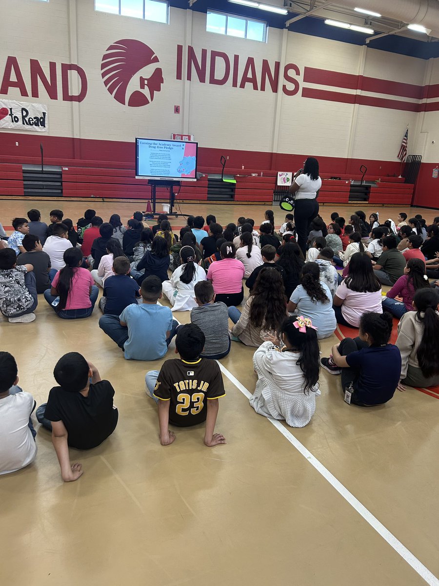 jacksbaum's tweet photo. @cisdsouthside Thank you @iluvcounseling for coming to speak to our 3rd, 4th, and 5th grade students this week about the importance of being Drug Free! #RedRibbonWeek @ClevelandISDTX @Tyradhodge https://t.co/mKBeYzeh4d