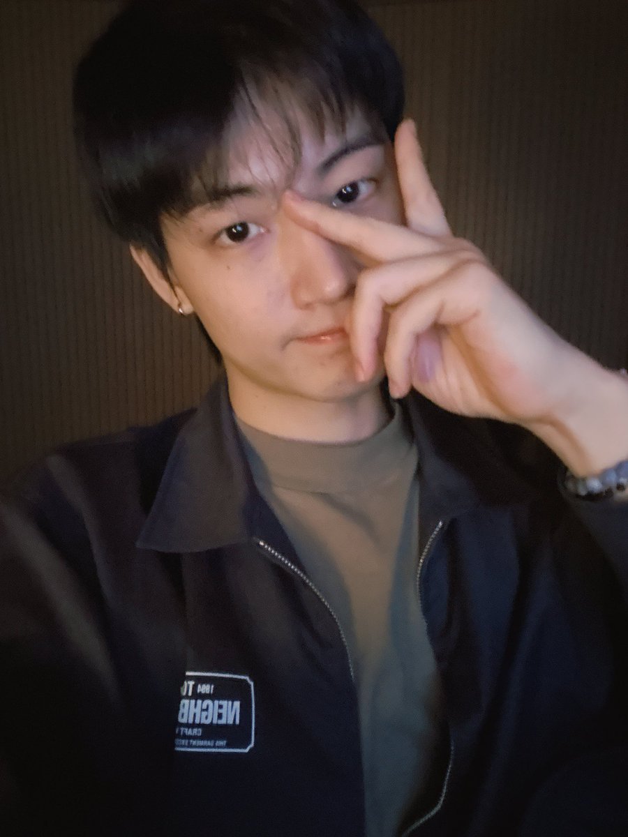 오래만이다🥹 
우리재범이가 돌아왔으니까 저도 돌아왔어~🥹💙

<a href="/jaybnow_hr/">.</a> #JAYB #제이비