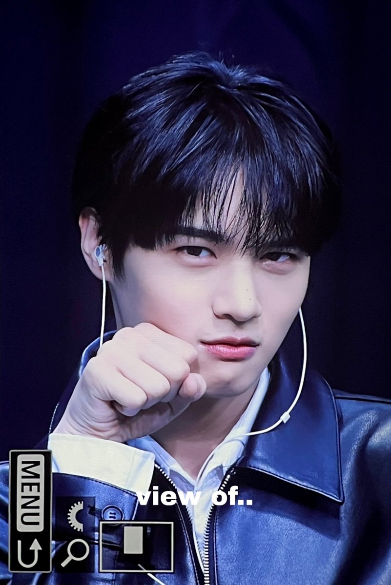 241102 pre

#지은호 #은호 #JiEunHo #상밍이
#루네이트 #LUN8 <a href="/LUN8_members/">LUN8</a>