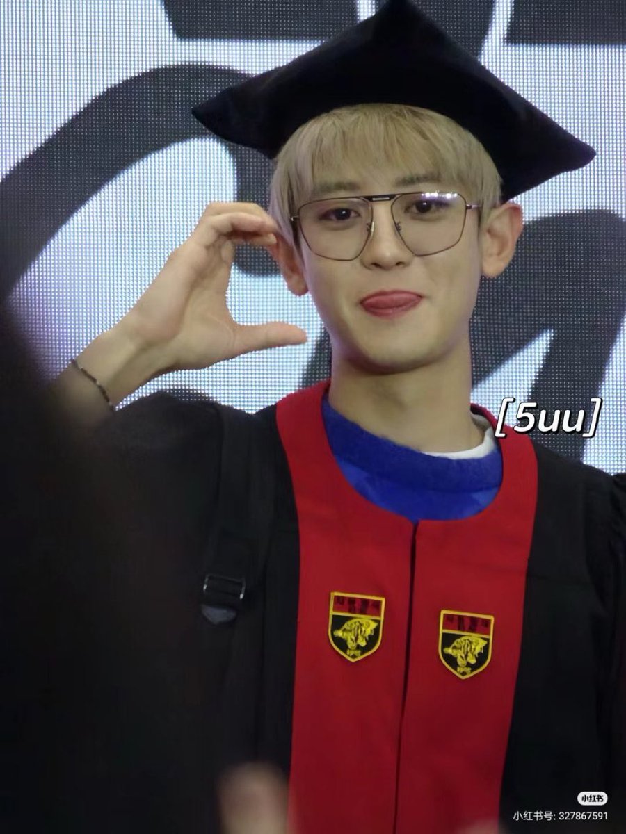 lovewithBBH's tweet photo. เรียนจบคณะหล่อศาสตร์ สาขาเล่นกับใจแอ๋ว https://t.co/J7hYTUkvuf
