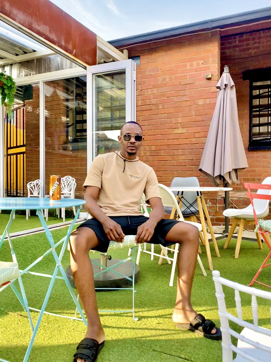 SandzSender's tweet photo. Soweto📍 https://t.co/G6ZbDeps4e